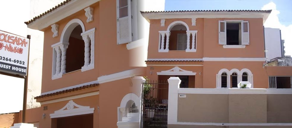 Fachada colonial da Pousada O Ninho — Barra, Salvador Bahia